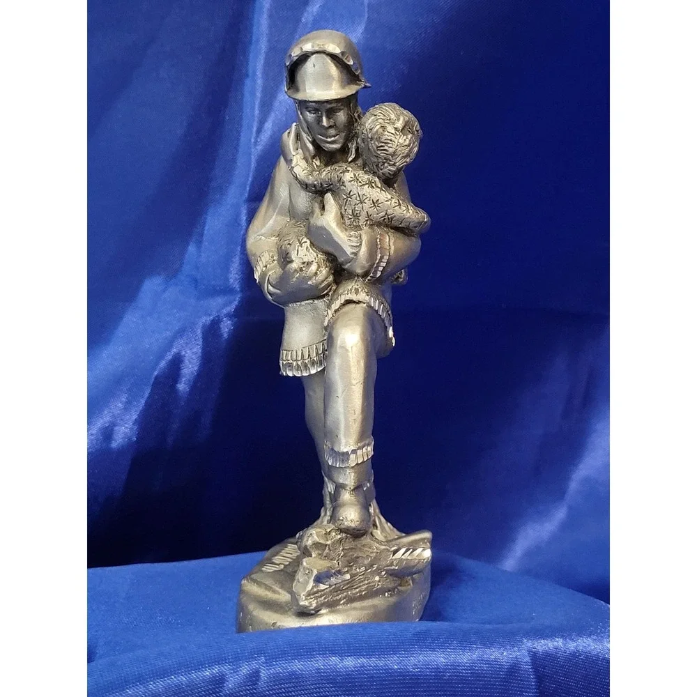 Fine Pewter Figurine Masterworks Nick of Time 1991 Fireman Saving Child